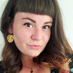 Meet your Posher, Fae